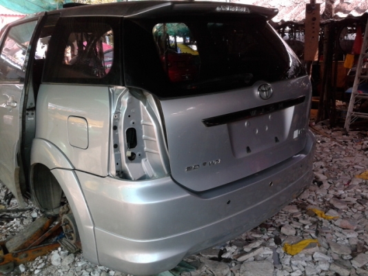 ช่วงท้ายTOYOTA WISH สภาพดี พร้อมตัดต่อได้เลย