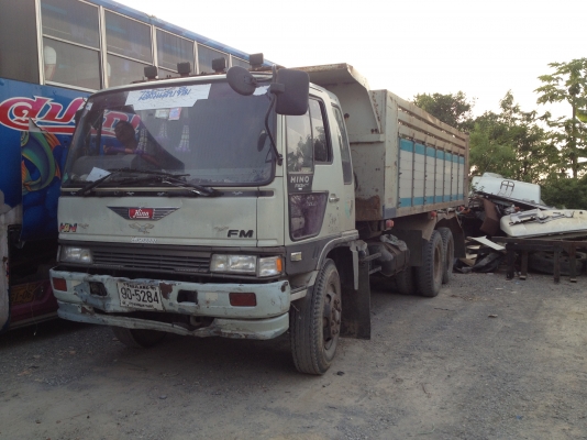 ขายรถ 10 ล้อ HINO  FM 2 เพลา เครื่องยนต์ 195 แรงม้ากระบะดั๊ม  สนใจติดต่อ 080-4477814 พีรพงษ์