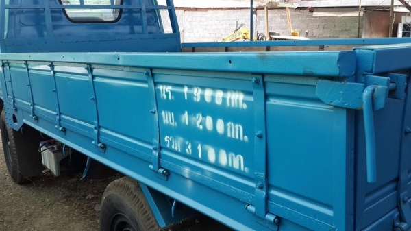 ขายรถบรรทุก 4ล้ออีซูซุ TLD85 เพลาลอย แชชซีสวยมาก เครื่องดีภายในสวย สภาพพร้อมใช้งาน พื้นเหล็ก สีสวยพร้อม