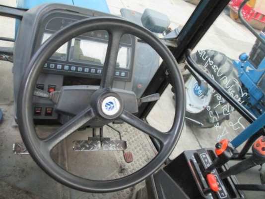 Ford 8240 มือสองถูกม๊าก มาก ราคา 550,000