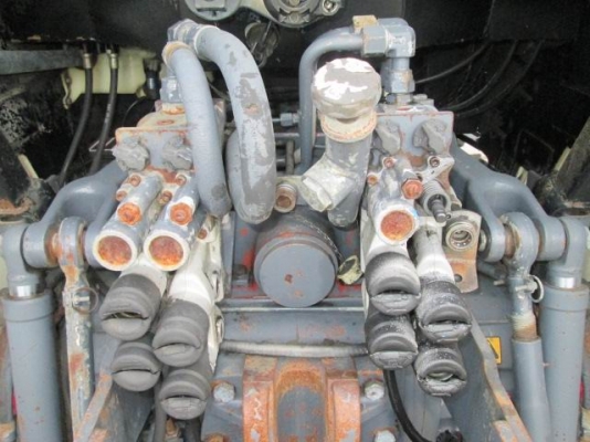 Ford 8240 มือสองถูกม๊าก มาก ราคา 550,000