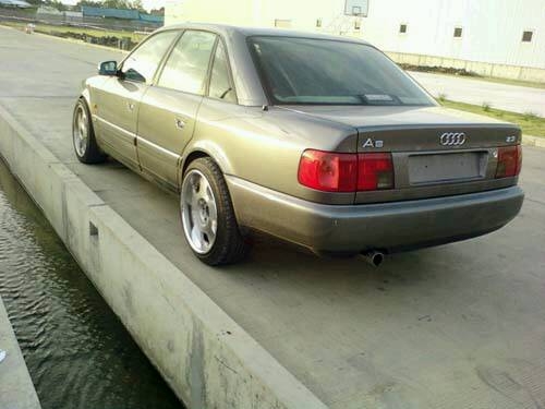 ออดี่ A6  2.3Eเครื่องเดิมช่วงล่างหนึบภายในนอกสวย