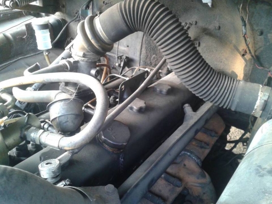 ขาย10ล้อ2เพลา สโลว์กลาง แชชซีสวยมาก กระบะบรรทุกเครื่องDA120 สภาพพร้อมใช้งาน เอกสารเล่มทะเบียนพร้อมโอน ยางดี