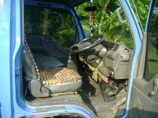 ISUZU NKR 66 E หัวการ์ตูน เครื่อง 120 ป้ายเล็กไม่ติดเวลา