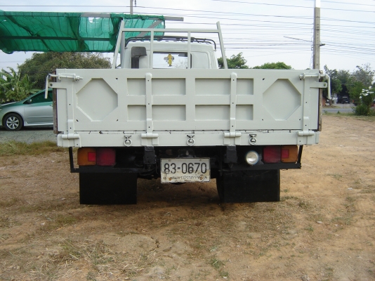 ขายรถหกล้อ  120แรงยาว 450 ราคา  380000 บาท โทร  0843376760