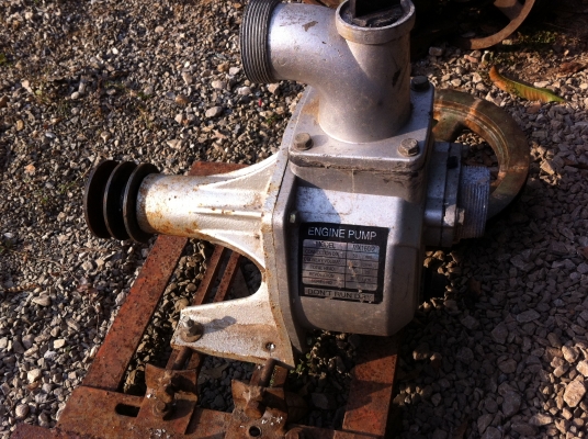 ปั็มน้ำโครงสร้างอลูมิเนียมแบบใบพัดแรงเหวี่ยง ขนาด 2 นิ้ว ให้เครื่องยนต์หรือมอเตอร์มาฉุดขับ