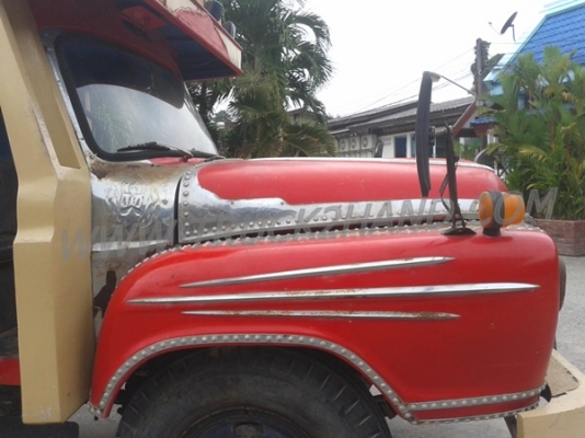 รถบรรทุก 6 ล้อ ISUZU ติดเครน ยี่ห้อ TADANO  3 ตัน   165  แรงม้า..สามารถดูสภาพรถและทดลองขับได้ที่ศูนย์พักรถ truck2hand จังหวัดสระบุรี