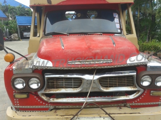 รถบรรทุก 6 ล้อ ISUZU ติดเครน ยี่ห้อ TADANO  3 ตัน   165  แรงม้า..สามารถดูสภาพรถและทดลองขับได้ที่ศูนย์พักรถ truck2hand จังหวัดสระบุรี