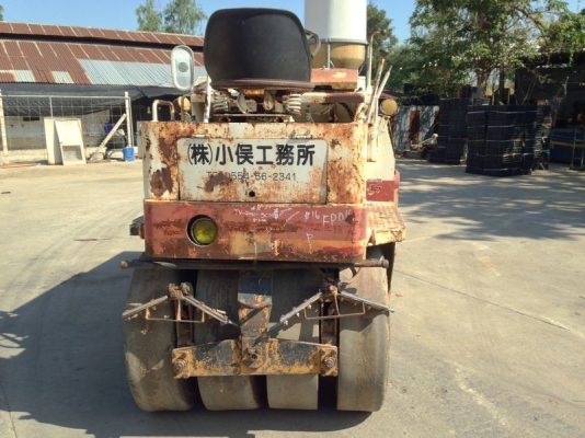 ขายรถบดสั่นสะเทือน 3.8 ตัน SAKAI TV-40N หน้าเหล็ก หลังยาง