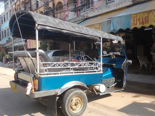 ขายตุ๊กๆพร้อมใช้