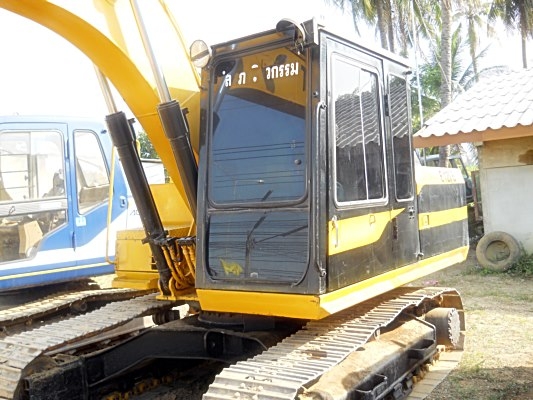 cat e120b สนใจโทร 092-3309229 อี๊ด สองห้อง