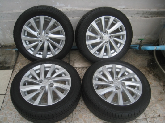 ขายล้อแม็กมือสอง Attrage 15" พร้อมยางปี13 สนใจติดต่อเล็กคลองสามครับ 081-3747940