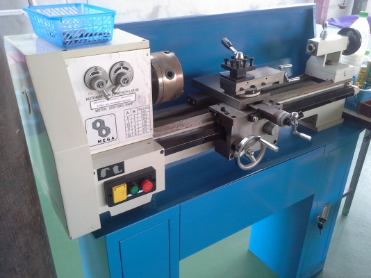 เครื่องกลึง 3.5 ฟุต มือหนึ่ง ขายลดราคาล้างสต๊อก เกียร์บล็อค ใช้ไฟบ้าน เครื่องจักรพร้อมใช้งาน เครื่องกลึง 3.5 ฟุต มือหนึ่ง ขายลดราคาล้างสต๊อก เกียร์บล็อค ใช้ไฟบ้าน เครื่องจักรพร้อมใช้งาน