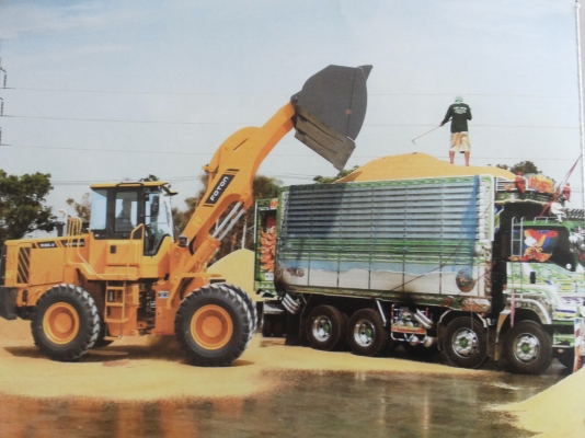 ขาย รถตักล้อยาง FOTON   พลังตักที่เเข็งแกร่ง ทำงานคล่องตัว ทนทาน  ราคาไม่แพง คุ้มค่ากับการลงทุน