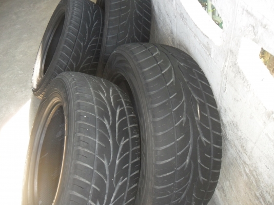 ยาง Falken 265/60R18ปี12 สวยๆ 4 เส้น ราคา 4300 บาท ยาง Falken 265/60R18ปี12 สวยๆ 4 เส้น ราคา 4300 บาท