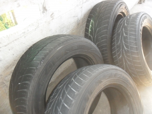 ยาง Falken 265/60R18ปี12 สวยๆ 4 เส้น ราคา 4300 บาท ยาง Falken 265/60R18ปี12 สวยๆ 4 เส้น ราคา 4300 บาท