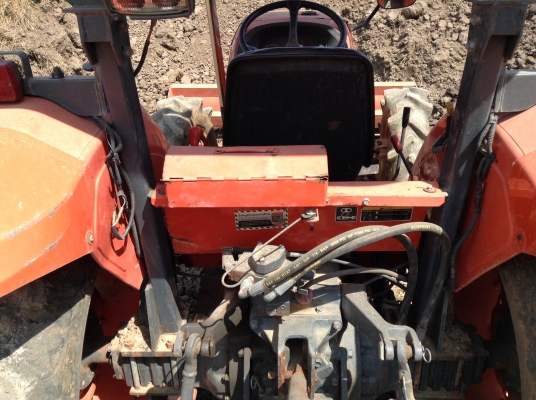 Kubota M6040