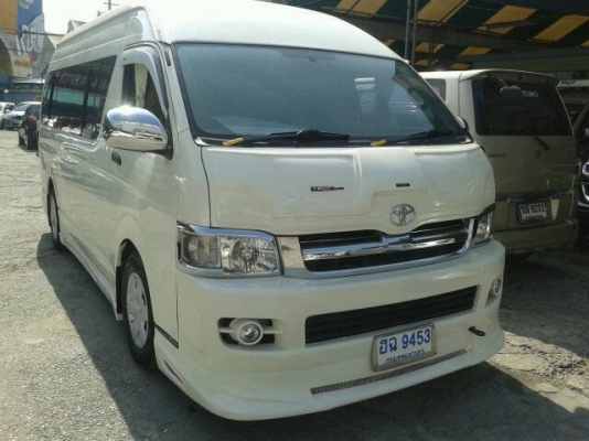 ขายด่วนๆTOYOTA COMMUTER  2.7เบนซิน/ CNG ปี2009 เกียร์ธรรมดา ราคา 669,000 บาท โทร0922726669 ตันหยงค่ะ