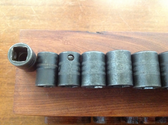 ขายลูกบล็อคขันกระแทรก Vintage Snap-On 3 หุน( เบอร์ 10-19 )