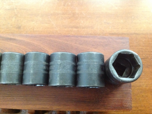 ขายลูกบล็อคขันกระแทรก Vintage Snap-On 3 หุน( เบอร์ 10-19 )