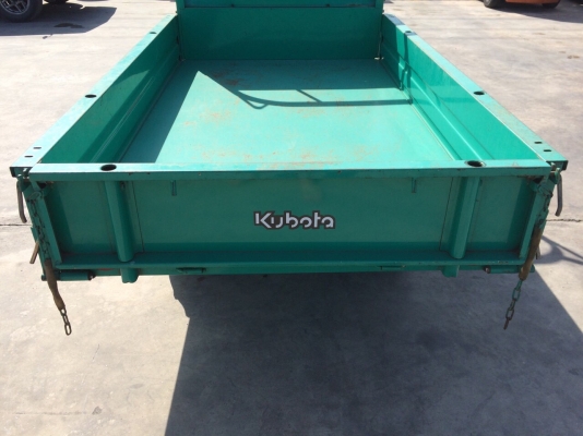 WWW.ByRin29.COM รถกระบะเกษตร Kubota รุ่น SATELLITE ES633 เครื่องยนต์ 4 จังหวะ 5 แรง 4 เกียร์ (รวมเกียร์ถอย) กว้าง 1.2 เมตร ยาว 3 เมตร น้ำหนัก 60 กิโลกรัม สภาพเดิมๆจากญี่ปุ่น นำเข้าจากประเทศญี่ปุ่น