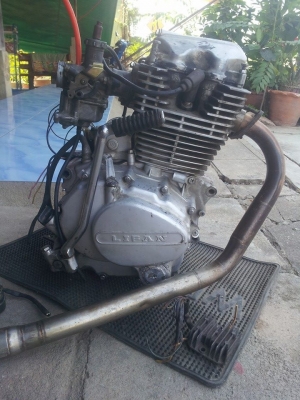 ขายเครื่องไลฟาน 150cc สตาร์ทมือ