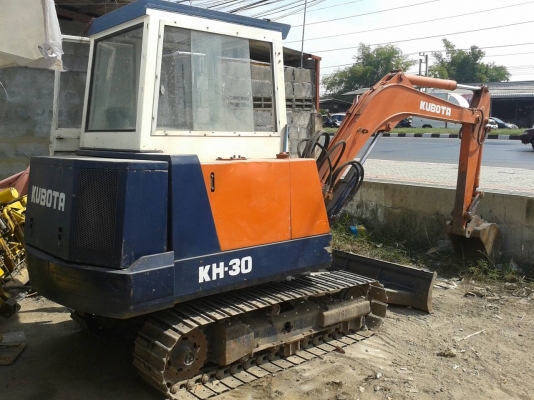 KUBOTA KH30