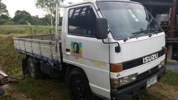 ขายรถบรรทุกสี่ล้อรถประกอบ เครื่อง 4BE-120 แรง ทะเบียนพร้อม