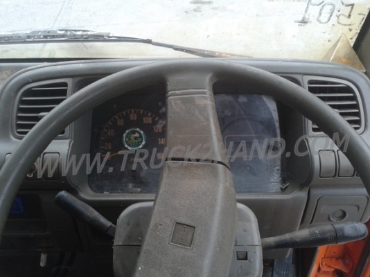 รถบรรทุกเฉพาะกิจ (รถขยะ) 6 ล้อดัมพ์ ยี่ห้อ ISUZU NPR 120 แรงม้า สามารถดูสภาพรถและทดลองขับได้ที่ศูนย์พักรถ truck2hand และยังต่อรองราคาได้อีกครับ