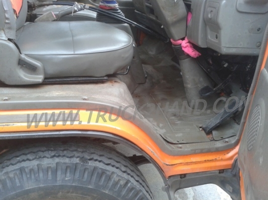 รถบรรทุกเฉพาะกิจ (รถขยะ) 6 ล้อดัมพ์ ยี่ห้อ ISUZU NPR 120 แรงม้า สามารถดูสภาพรถและทดลองขับได้ที่ศูนย์พักรถ truck2hand และยังต่อรองราคาได้อีกครับ