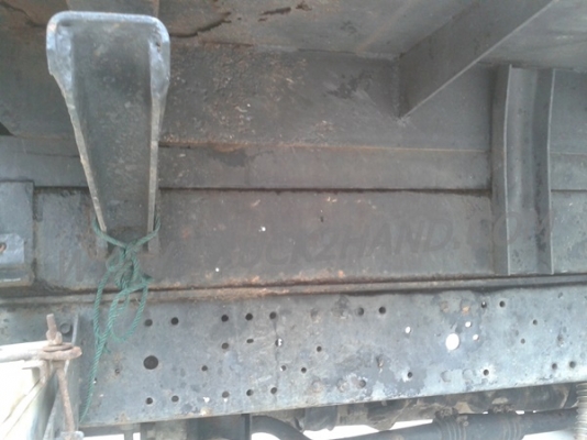 รถบรรทุกเฉพาะกิจ (รถขยะ) 6 ล้อดัมพ์ ยี่ห้อ ISUZU NPR 120 แรงม้า สามารถดูสภาพรถและทดลองขับได้ที่ศูนย์พักรถ truck2hand และยังต่อรองราคาได้อีกครับ