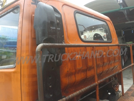 รถบรรทุกเฉพาะกิจ (รถขยะ) 6 ล้อดัมพ์ ยี่ห้อ ISUZU NPR 120 แรงม้า สามารถดูสภาพรถและทดลองขับได้ที่ศูนย์พักรถ truck2hand และยังต่อรองราคาได้อีกครับ