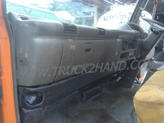 รถบรรทุกเฉพาะกิจ (รถขยะ) 6 ล้อดัมพ์ ยี่ห้อ ISUZU NPR 120 แรงม้า สามารถดูสภาพรถและทดลองขับได้ที่ศูนย์พักรถ truck2hand และยังต่อรองราคาได้อีกครับ