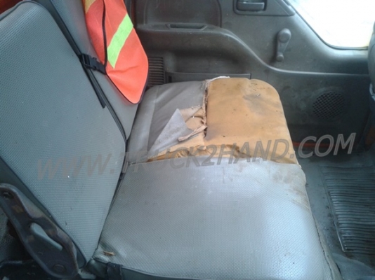 รถบรรทุกเฉพาะกิจ (รถขยะ) 6 ล้อดัมพ์ ยี่ห้อ ISUZU NPR 120 แรงม้า สามารถดูสภาพรถและทดลองขับได้ที่ศูนย์พักรถ truck2hand และยังต่อรองราคาได้อีกครับ