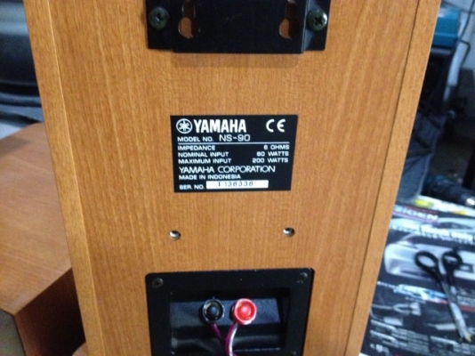ลำโพง YAMAHA 2คู่บวกตู้ซับ1ใบของมาจากญี่ป่นสภาพสวยยกชุด