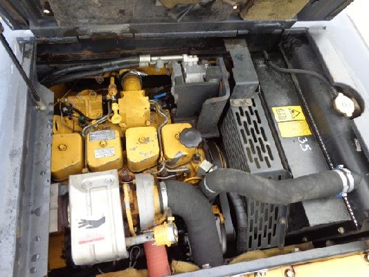 PW130-7K # K40135 : รถขุด ล้อยาง Komatsu T. กุ้ง:0813062283