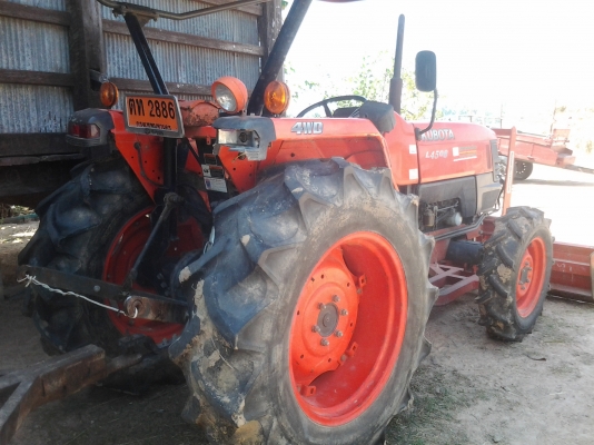 ขายตามสภาพรถไถคูโบต้า45แรงเครื่องดีมีดันหน้ามีพานหลัง