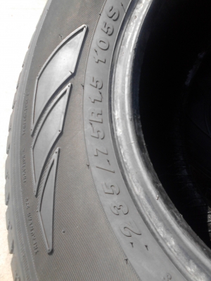 235/75R15 RADAR RXS-8   มี 2 เส้น  TEL.081-427-3941