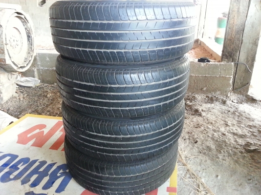 ขายยางกู๊ดเยียร์ปี12ครับ  ขอบ16 ไม่ปะ ไม่บวม พร้อมใช้งานครับ