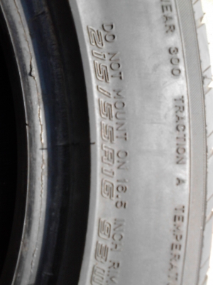 215/55R16 FALKEN ZIEX ZE-522 มี 2 เส้น TEL.081-427-3941