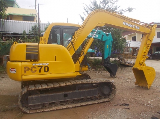 ขายรถขุด(แม็คโคร) KOMATSU PC 70-7 ขายรถขุด(แม็คโคร) KOMATSU PC 70-7