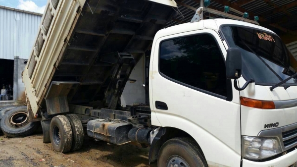 6ล้อดั้มพ์ HINO DUTO 136 ปี56 หัวใหญ่ รถสวย พร้อมใช้งาน ราคาต่อรองได้ เอกสารพร้อม.. 087-2976734