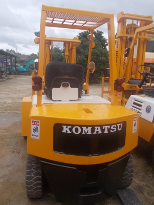 ขายรถโฟกลิฟ KOMATSU FD25-7 ขายรถโฟกลิฟ KOMATSU FD25-7
