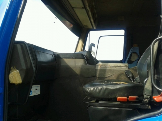 หัวลาก VOLVO FL10 6x4 318 HP ราคาเงินสด 750,000 ติดต่อคุนริศ 081-733-5156