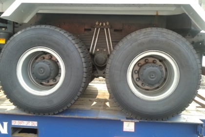 หัวลาก VOLVO FL10 6x4 318 HP ราคาเงินสด 750,000 ติดต่อคุนริศ 081-733-5156