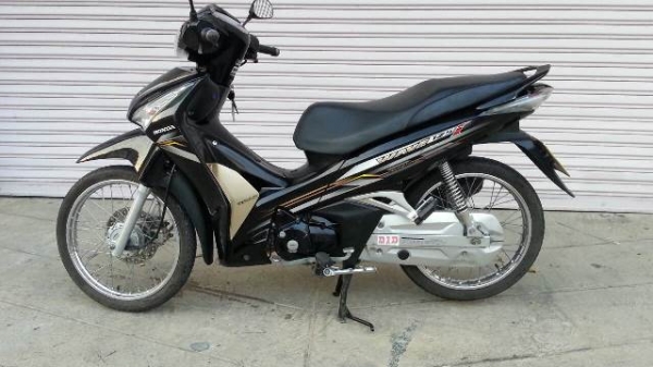 สตาร์ทมือ wave125i รถบ้านฝากขาย  โทร0869702941