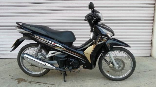 สตาร์ทมือ wave125i รถบ้านฝากขาย  โทร0869702941