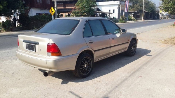 ขาย Honda city type s ปี 40 สีบรอนซ์ทอง มีเครื่องเสียง ราคา 95,000 บาท +++++++