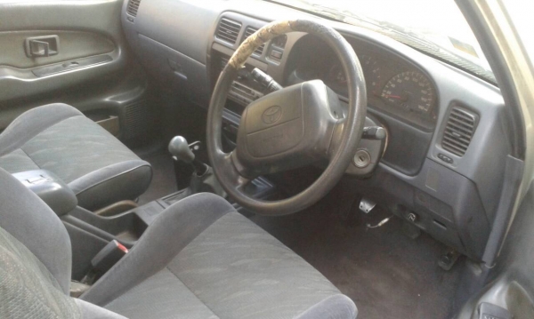 ฝากขายด่วนๆ ก่อนปีใหม่นะครับ รถกระบะ HILUX TIGER ปี 2000 เครื่องดีเซล 5L กระจกไฟฟ้า พวงมาลัยเพาเวอร์ *****ราคาเงินสดนะครับ ไม่รับจัดครับ ****** ฝากขายด่วนๆ ก่อนปีใหม่นะครับ รถกระบะ HILUX TIGER ปี 2000 เครื่องดีเซล 5L กระจกไฟฟ้า พวงมาลัยเพาเวอร์ *****ราคาเงินสดนะครับ ไม่รับจัดครับ ******