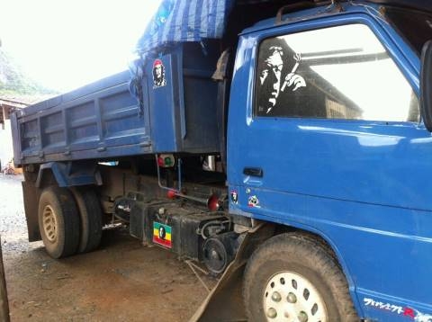 6ล้อดั้มพ์ ISUZU NPR115แรงม้า ห้างแท้ รถสภาพสวย คัทซีสวย เครื่องแน่นดี แอร์เย็น เฟืองท้าย145 ราคาต่อรองได้ เล่มพร้อม 087-2976734